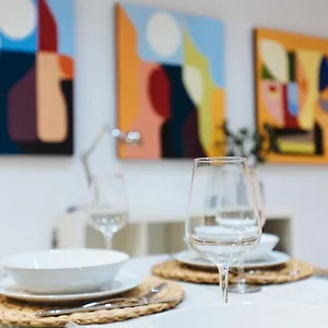 Holi-rent Lanza Apartment Seville